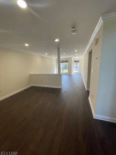 1306 Stech Dr, Bridgewater NJ  08807-5502 exterior