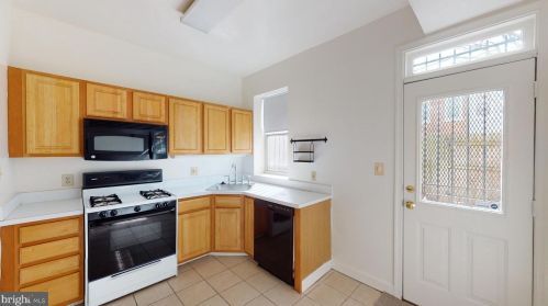 420 Oakdale Pl, Washington DC 20001-1720 exterior