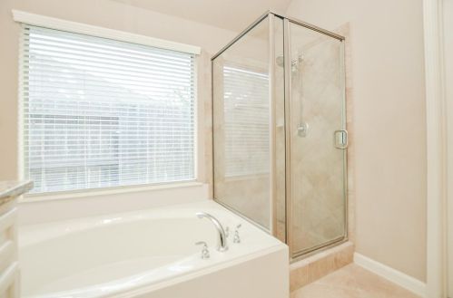 27907 Barberry Banks Ln, Fulshear TX 77441-2057 exterior