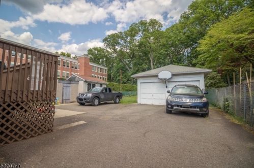 25 Forest Ave, Paterson NJ 07506-1826 exterior