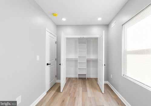 3734 Dungan St, Philadelphia PA  19124-5524 exterior