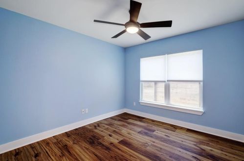 6107 Belfast Dr, Austin TX 78723-1117 exterior