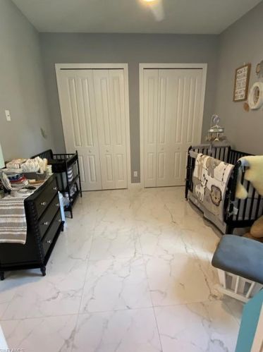 5025 Hickory Wood Dr, Naples FL 34119-1417 exterior