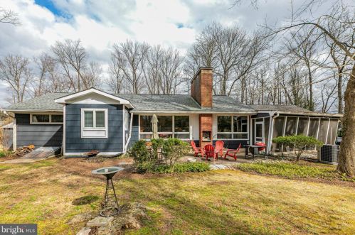 41 Manning Ln, Trenton NJ  08648-1018 exterior