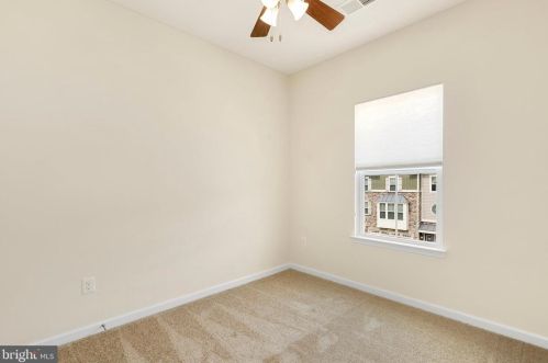 517 Fox River Hills Way, Glen Burnie MD 21060-8488 exterior