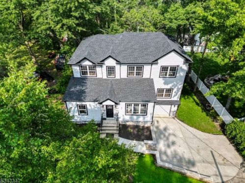 473 Plainfield Ave, Berkeley Heights NJ  07922-1925 exterior