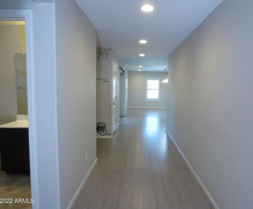 282 Scott Dr, Chandler AZ  85225 exterior