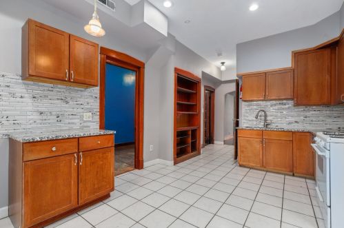 2710 Lawndale Ave, Chicago IL 60655-3312 exterior