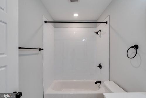 735 24th St, Philadelphia PA  19130-2539 exterior