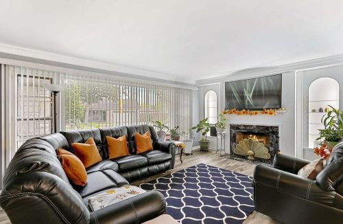 3911 56th St, Milwaukee WI  53220-2632 exterior