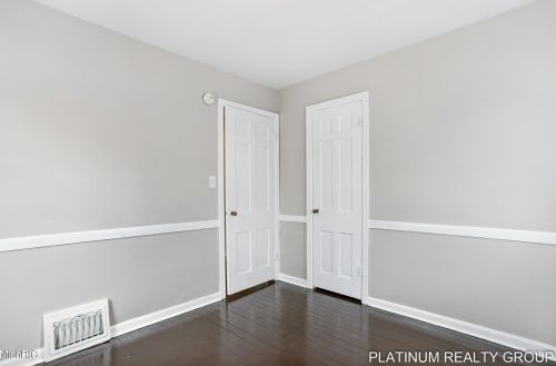 3013 Roosevelt Rd, Meskegon MI 49441-3905 exterior