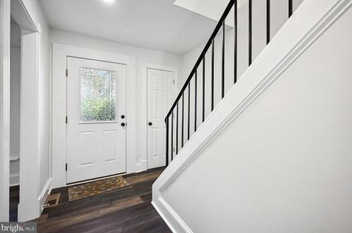 12282 Greenleaf Ave, Rockville MD  20854-3327 exterior