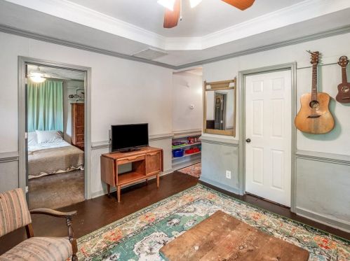 1150 Dobbs Dr, Atlanta GA 30316-4501 exterior