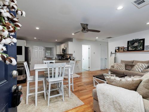 3940 Forrest Ct, Atlanta GA  30341-1613 exterior