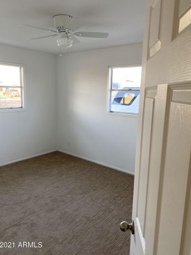 2707 Atlanta Ave, Phoenix AZ 85040-2709 exterior