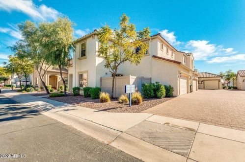 1955 Faria Ln, Phoenix AZ  85023-7274 exterior