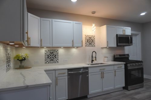 2837 Farrell St, Chicago IL 60608-5707 exterior