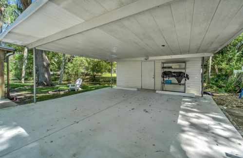 8919 Arrawana Ave, Tampa FL 33614-1810 exterior