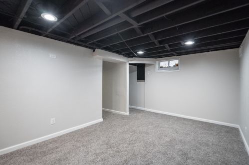 8300 Herbert Ave, Milwaukee WI 53218-3633 exterior