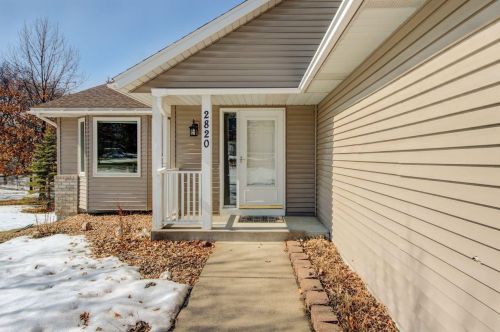 2820 Hadley Ave, Saint Paul, MN 55128-3933