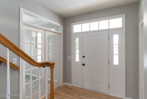 7408 Dunross Dr, Kalamazoo MI 49024-7412 exterior