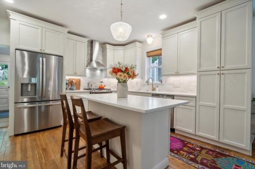 652 Johnson St, Philadelphia PA 19138-1039 exterior