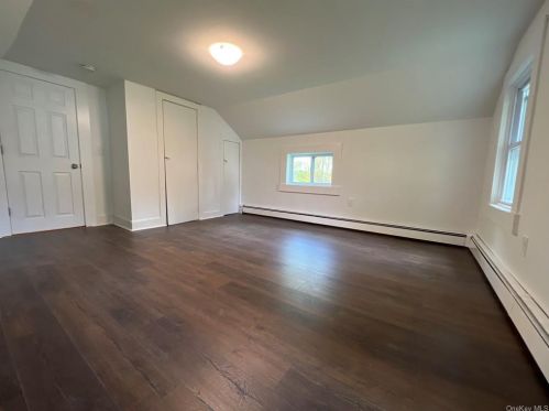 126 Overlook Rd, Poughkeepsie NY  12603-6200 exterior