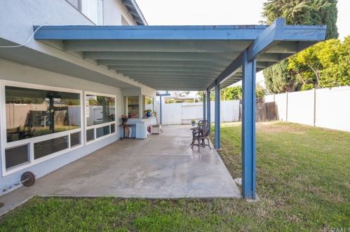 423 Cienaga Dr, Fullerton CA 92835-1103 exterior