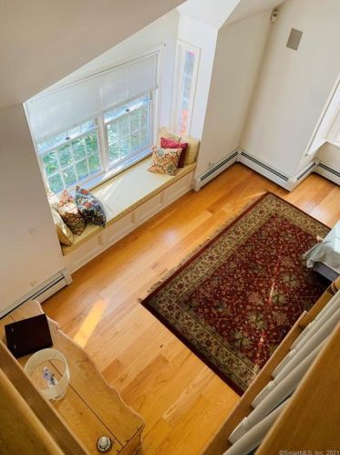 34 Gln Ave, Norwalk CT 06850-1835 exterior