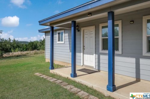 572 Hillside Dr, Spring Branch TX 78070-3808 exterior