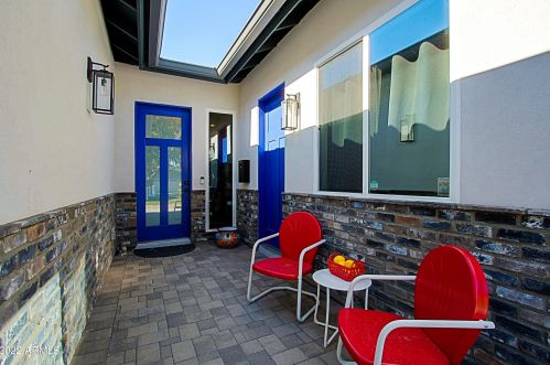 4226 42nd St, Phoenix AZ  85018-4208 exterior