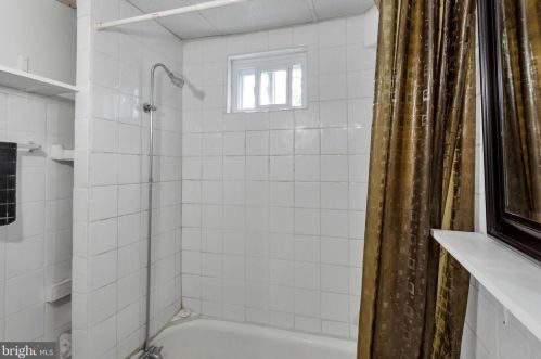 4010 Ludlow St, Philadelphia PA 19139-0036 exterior