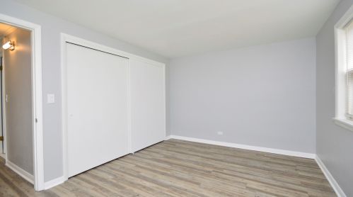 5440 Windsor Ave, Chicago IL  60630-3567 exterior