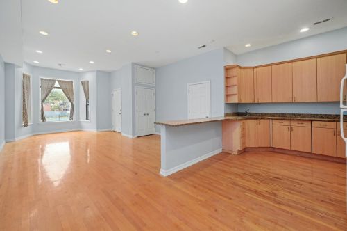 134 Sacramento Blvd, Chicago, IL 60612-2714