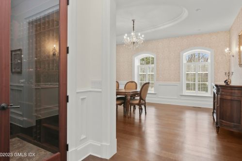 31 Baldwin Farms, Greenwich CT 06831-3307 exterior