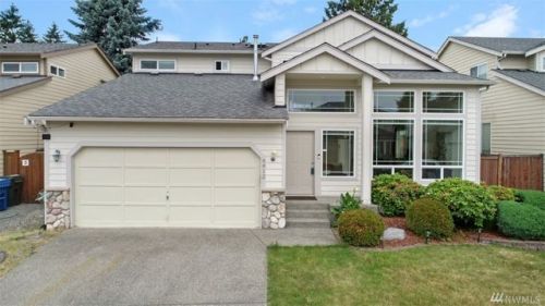 6812 1 Pl, Seattle WA  98059-7067 exterior