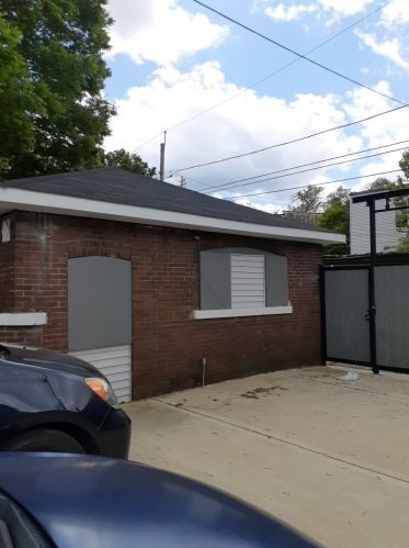 6634 Richmond St, Chicago IL 60645-4211 exterior