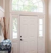 7027 Ashleigh Manor Ct, Alexandria VA  22315-4756 exterior