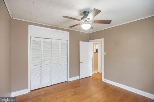 216 Logan Ave, Camden NJ 08106-1136 exterior