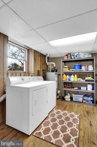 1 Little Knoll Dr, Hanover PA  17331-9280 exterior