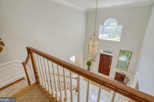 1613 Maddux Ln, Mc Lean VA 22101-3200 exterior