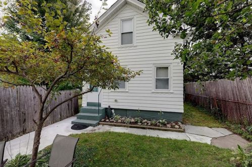 65 Preston St, Providence RI 02906-3817 exterior