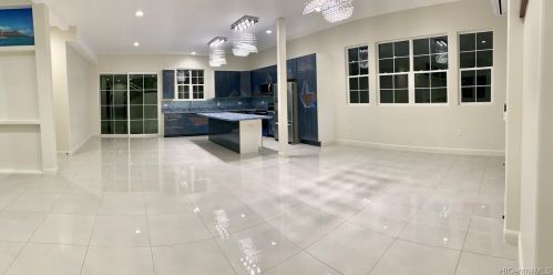 229 Hanamaulu St, Honolulu HI 96825-2226 exterior