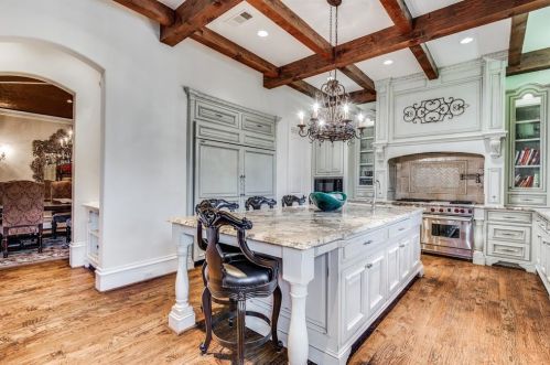 1 Bretton Woods Way, Dallas TX 75220-3808 exterior