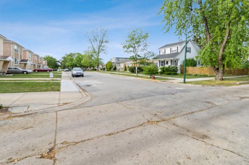 6539 Neva Ave, Chicago IL  60631-1677 exterior