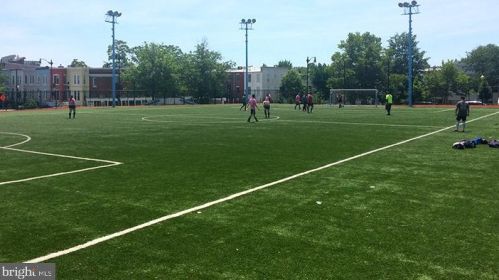 2300 18th St, Washington DC 20009-9996 exterior