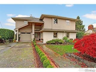 2821 12th Ave, Seattle WA  98119-2015 exterior