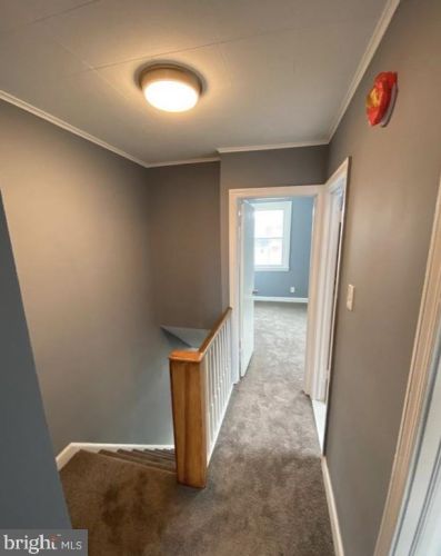 5404 Erdrick St, Philadelphia PA 19135-1012 exterior