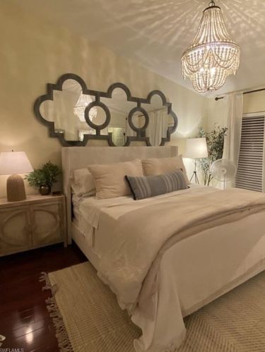 768 Hampton Cir, Naples, FL 34105-4819