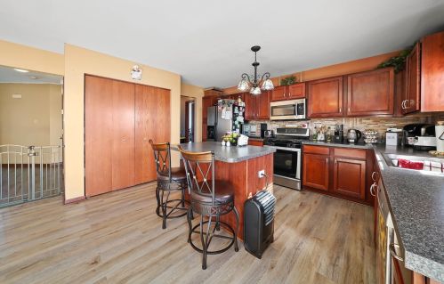 5908 Winterhaven Dr, Joliet IL 60431-7448 exterior